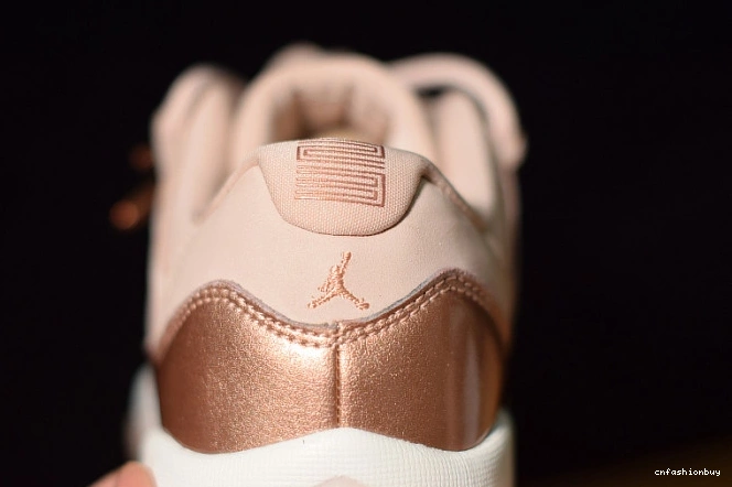 Rose AH7860-105 Air Jordan Low GS 11 Gold 0822